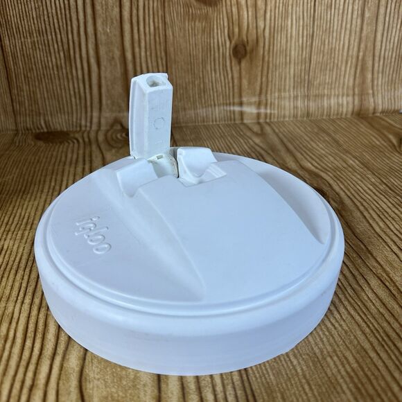Igloo Water Jug Cooler With Cover 1/2 gallon  with Storage Pouch 12.5” - Picture 9 of 11